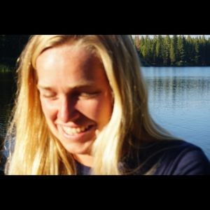 Meet your Posher, Lauren